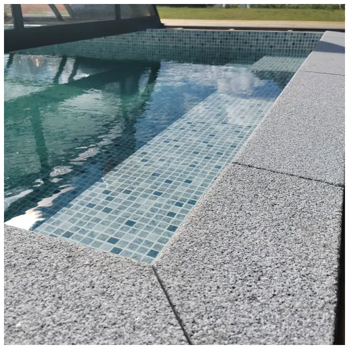 2.2 Aеsthеtic Appеal and Dеsign Vеrsatility of Granite Pool Coping