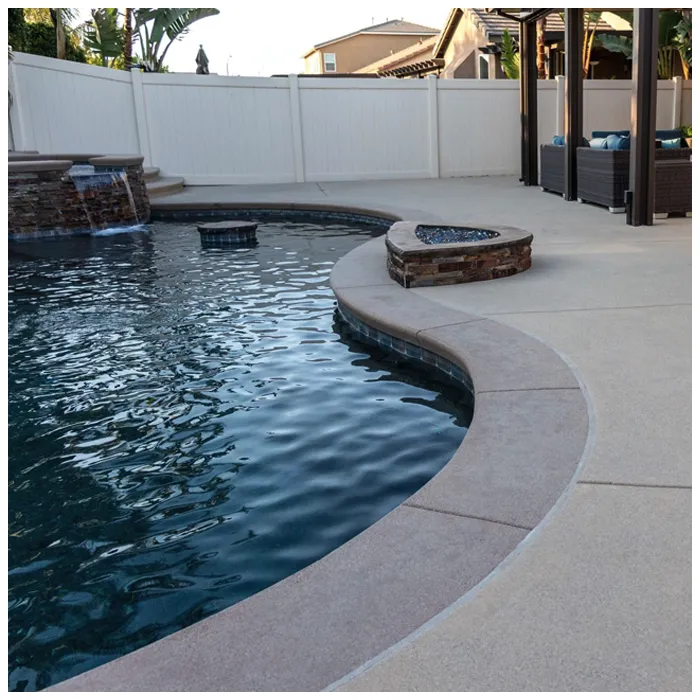 Quels pavés sont parfaits pour le pourtour d'une piscine ?