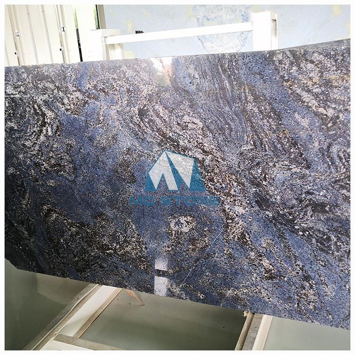 ブラス・ブルー・グラニット