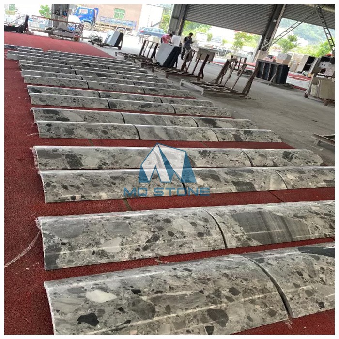 フォッシル・グレー・マーブル