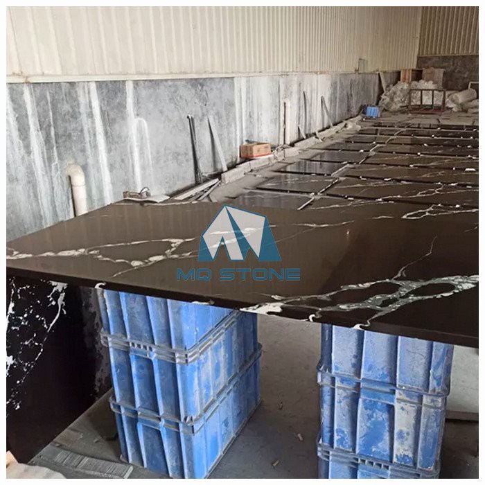 میز آشپزخانه کوارتز مشکی