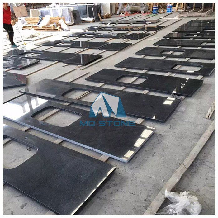 डार्क ग्रे ग्रेनाइट काउंटरटॉप