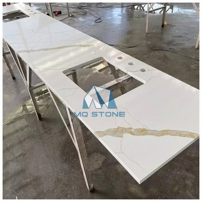 Цалацатта Голд Куартз Радна плоча