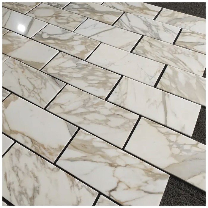 Белая мраморная плитка