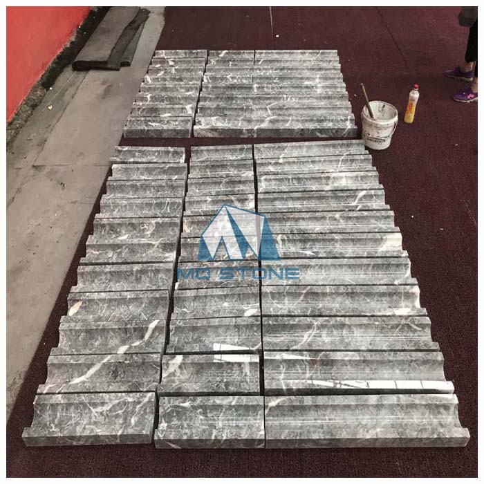 Carreaux de marbre gris