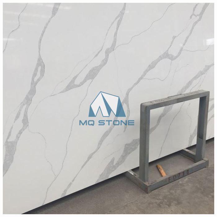 Bianco Calacatta Kuvars Plaka