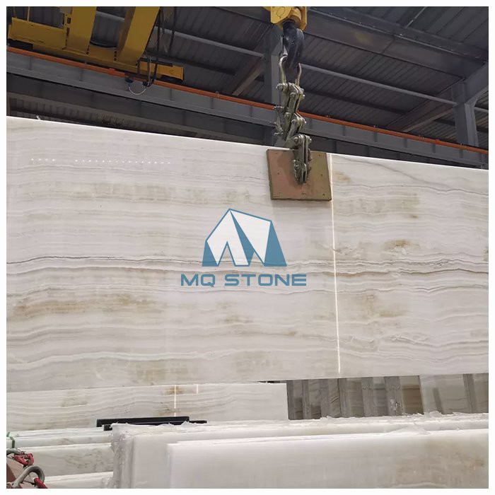 バニラ・オニキス・スラブ