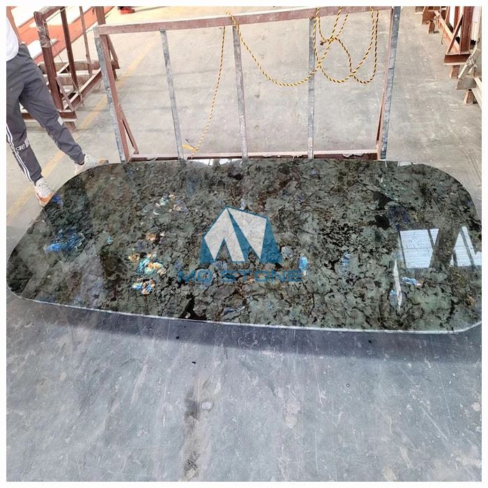 Piano da tavolo in granito Lemuriano Labradorite