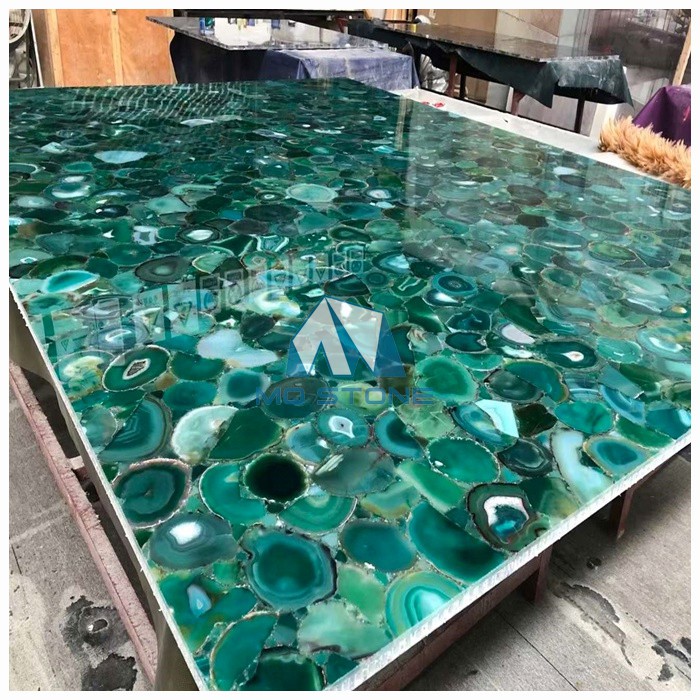 Lastra di agata verde