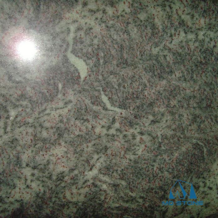 उष्णकटिबंधीय हरे ग्रेनाइट काउंटरटॉप्स