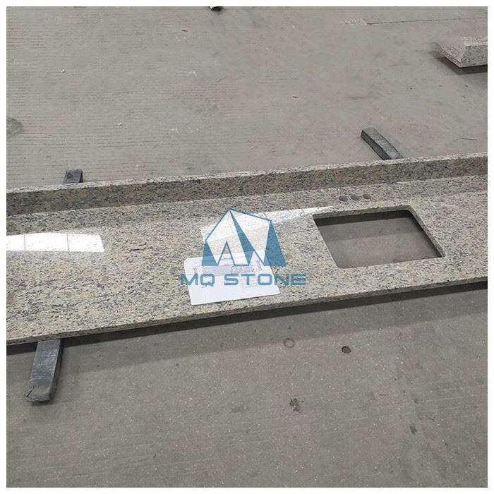 Piani in granito classico Santa Cecilia