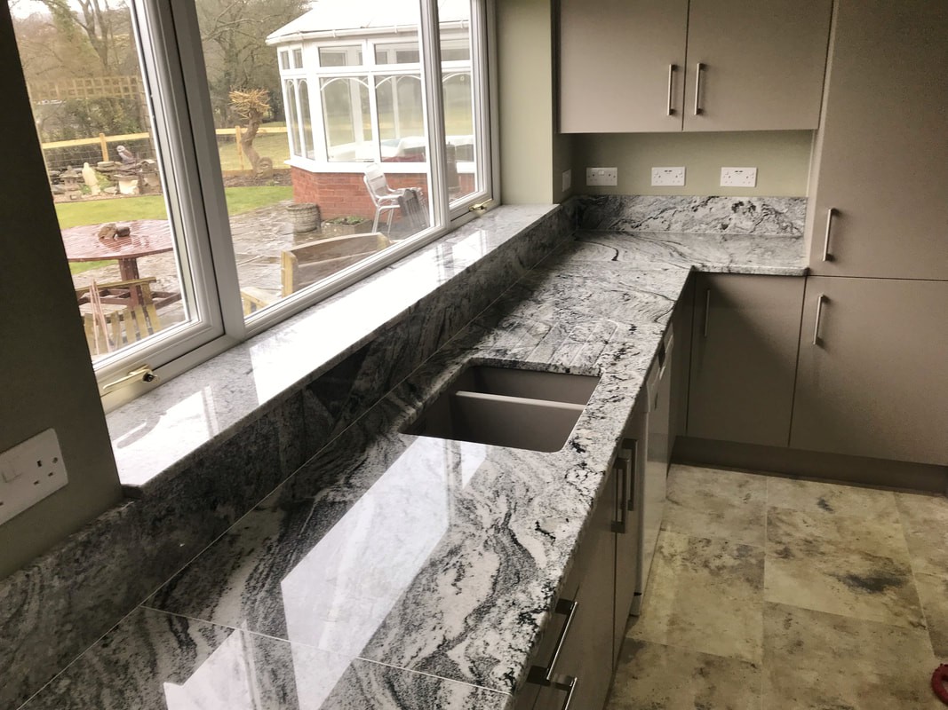 자작 화이트 화강암 주방 조리대