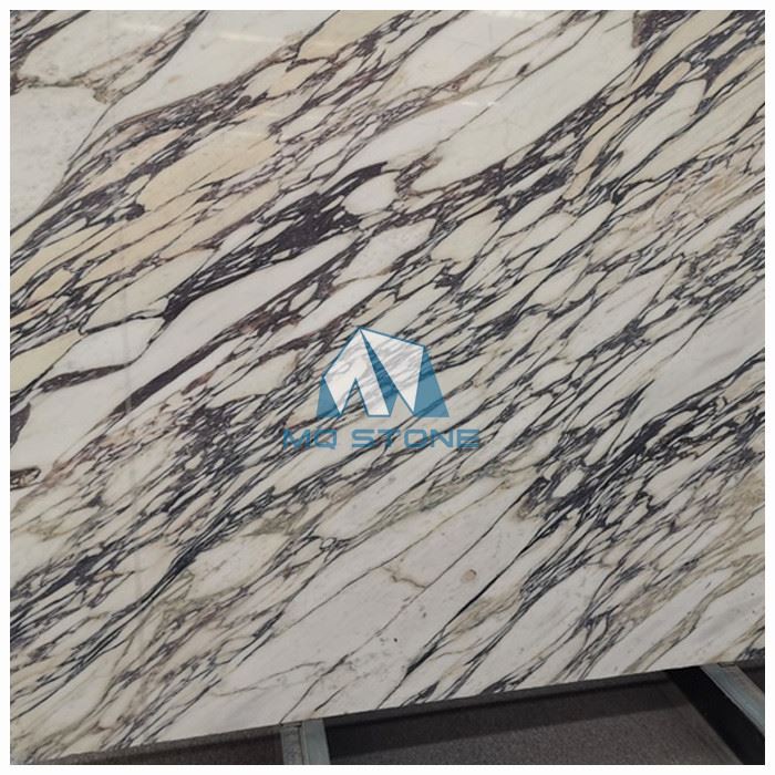 कैलाकाट्टा वायलेट्टा मार्बल स्लैब