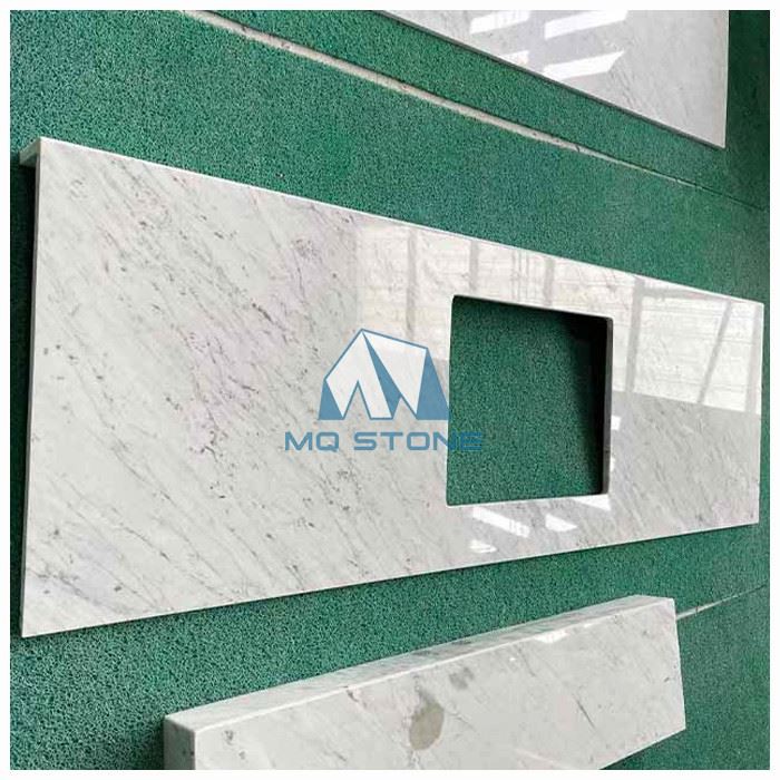 Готовые столешницы из белого каррарского мрамора