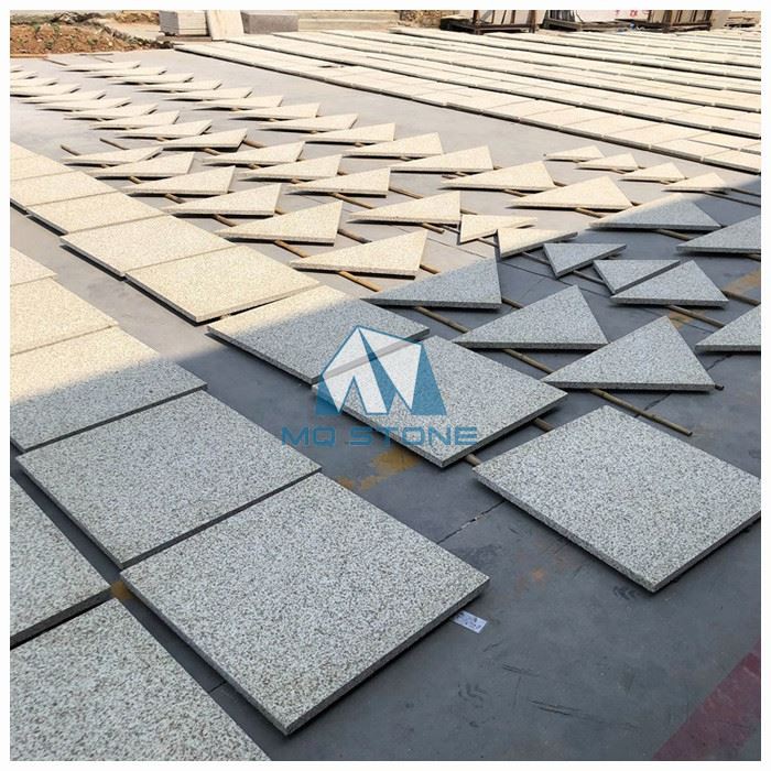 गोल्ड ग्रेनाइट फ़्लोरिंग