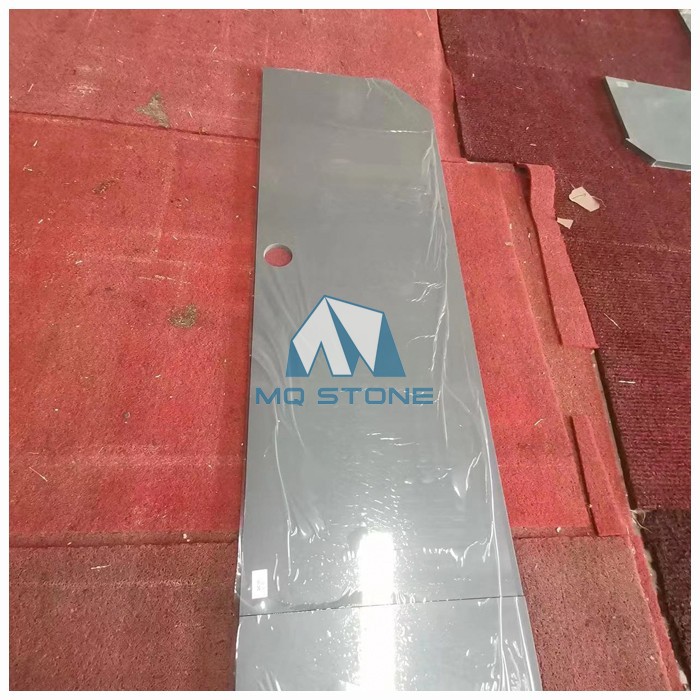 ग्रे क्वार्ट्ज वर्कटॉप