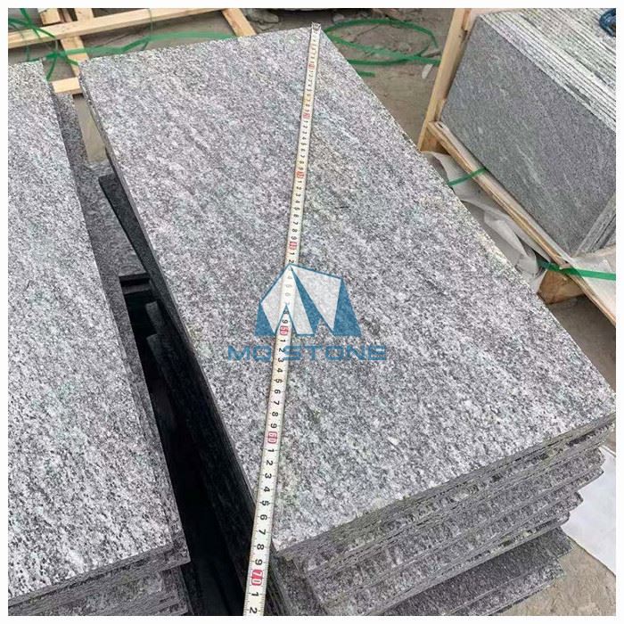 کاشی کف گرانیت خاکستری