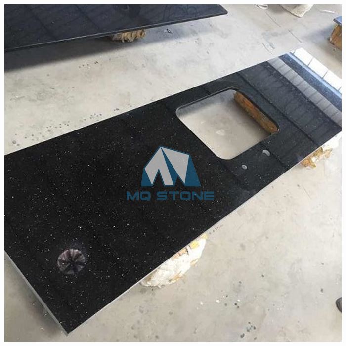 Piano cucina in granito Galaxy nero