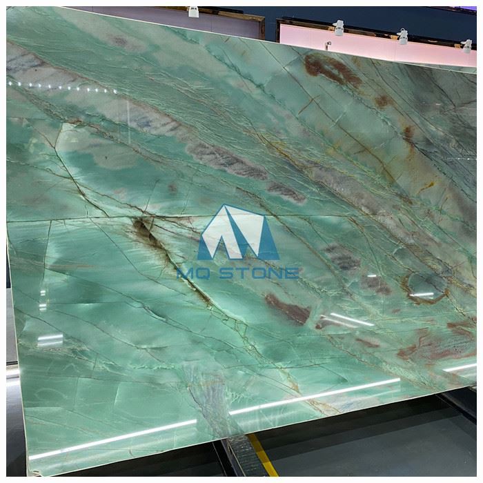 वानस्पतिक हरा क्वार्टजाइट