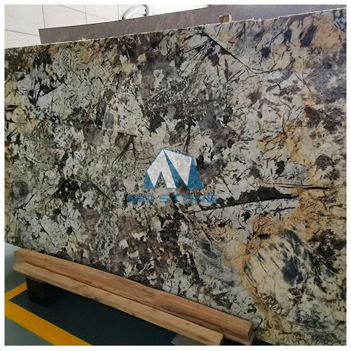 델리카투스 골드 화강암 석판