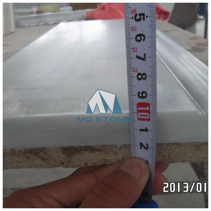 सफेद कैरारा संगमरमर स्कर्टिंग टाइल