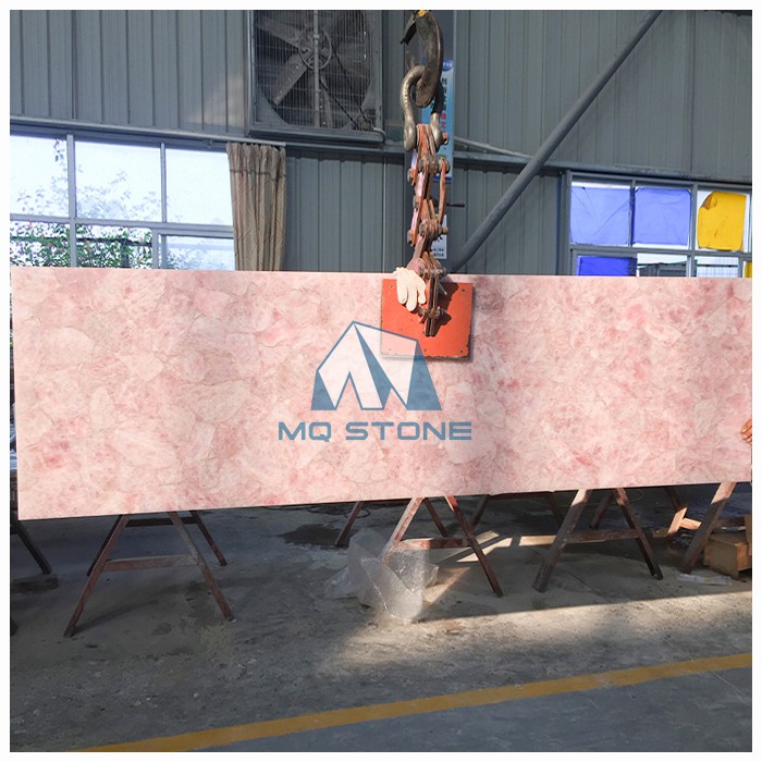 Камена плоча од ружичастог кварца