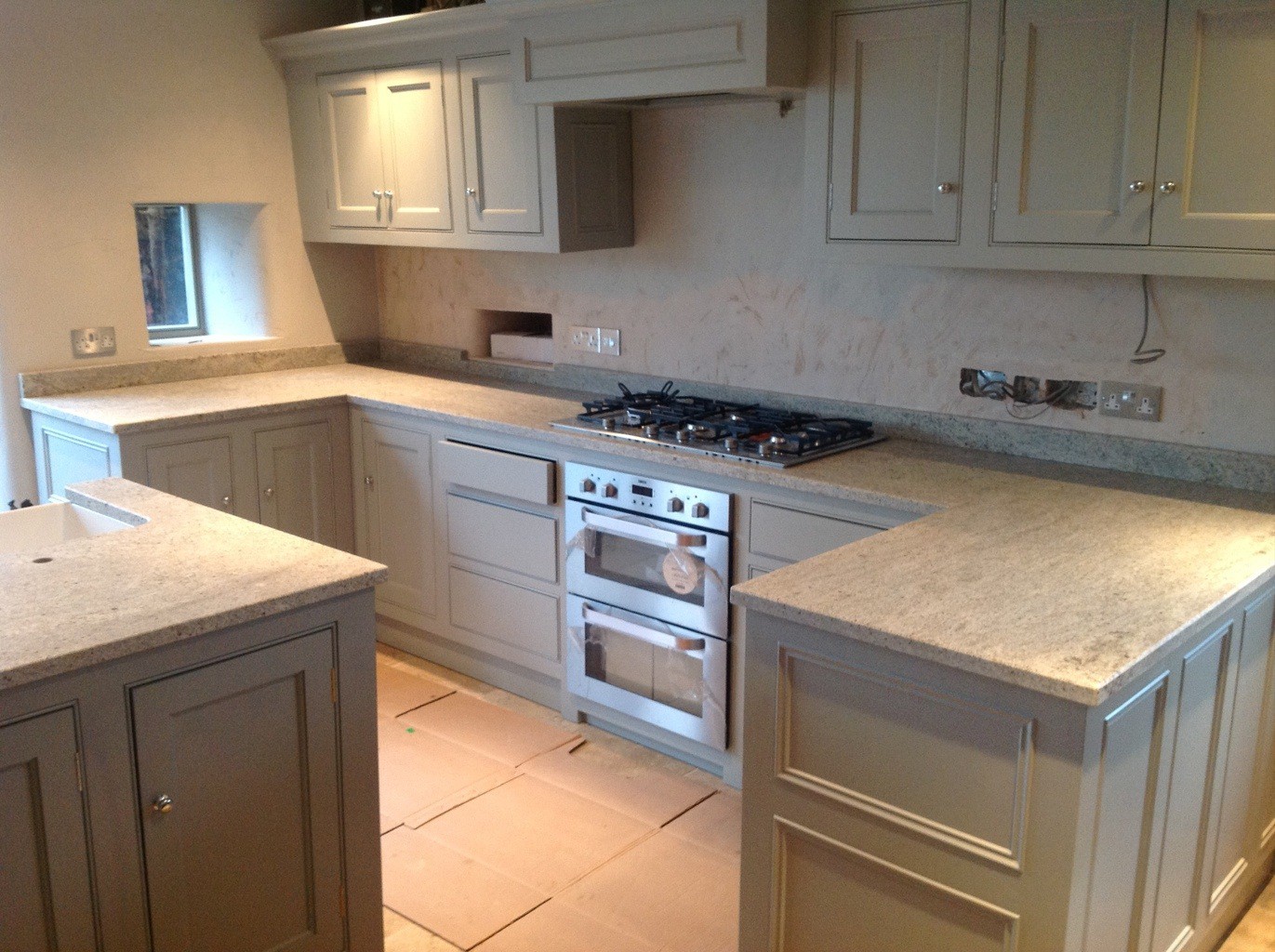 Kashmir Beyaz Granit Tezgahlar