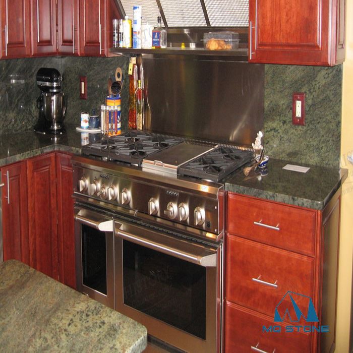 उष्णकटिबंधीय हरे ग्रेनाइट काउंटरटॉप्स