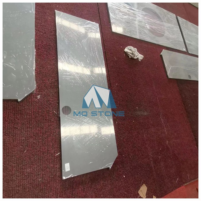 ग्रे क्वार्ट्ज वर्कटॉप