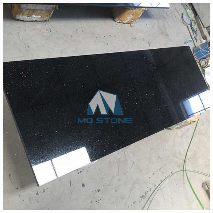 Piano cucina in granito Galaxy nero