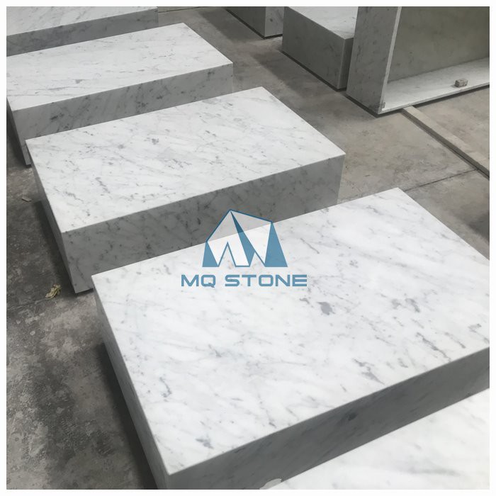 コーヒーテーブル