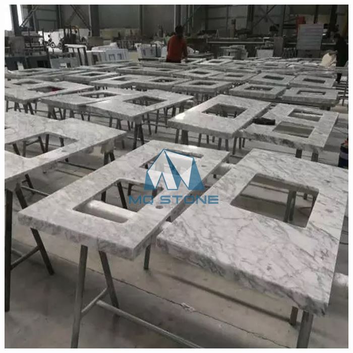 Арабесцато Марбле Ванити Топ за купатило