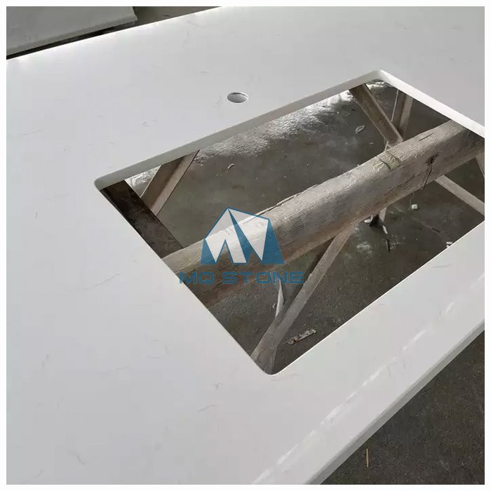 Beyaz ve Gri Kuvars Tezgahlar