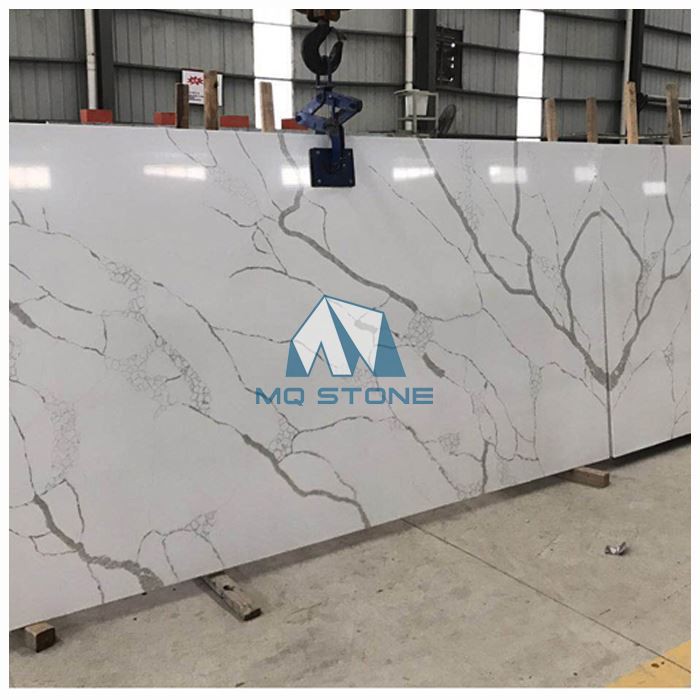 화이트 칼라카타 석영 석판