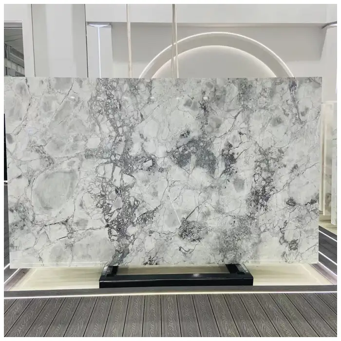 Super-White-Quartzite-Slabs