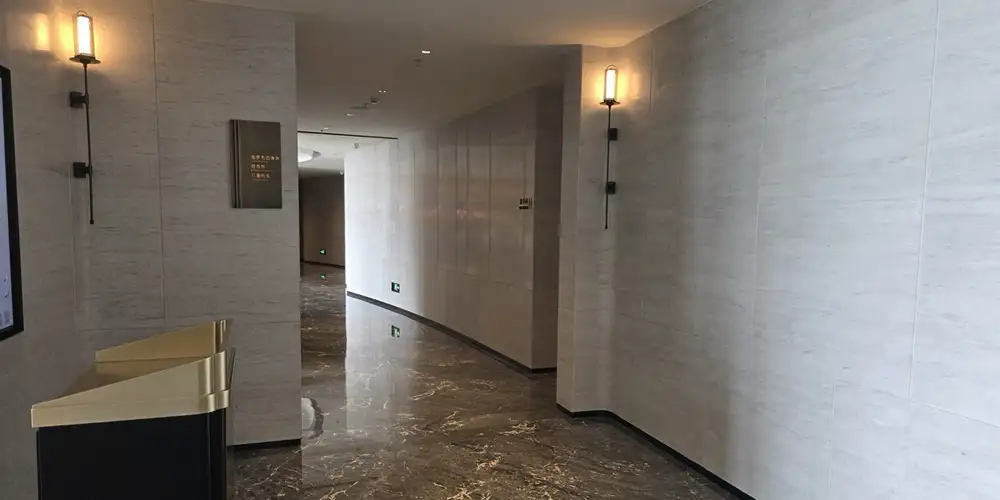 White-Travertine-Hotel-Interior-Wall-Cladding-Projects