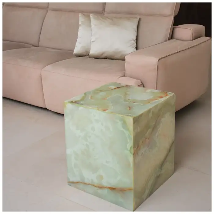 Onyx-Table-Top-Lighting-Details-for-Luxury-Interiors