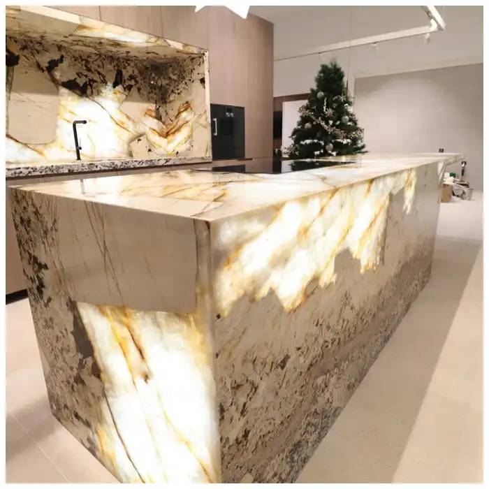 Exotic-Quartzite-Finish-Selection-under-Real-Interior-Light