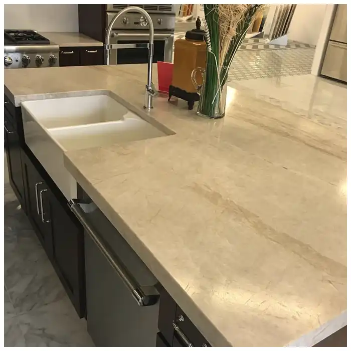 leathered-quartzite-slabs-showing-mineral-texture-edge-finish-and-grazing-light