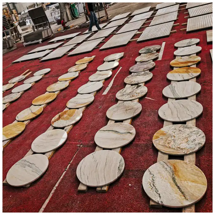 Aquarella-Quartzite-Round-Tables