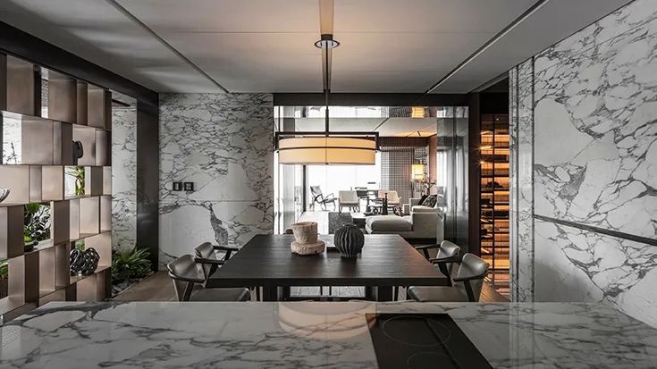 Arabescato Marmor Esszimmer Wand Projekt.jpg Arabescato Marmor Esszimmer Wand Projekt.jpg