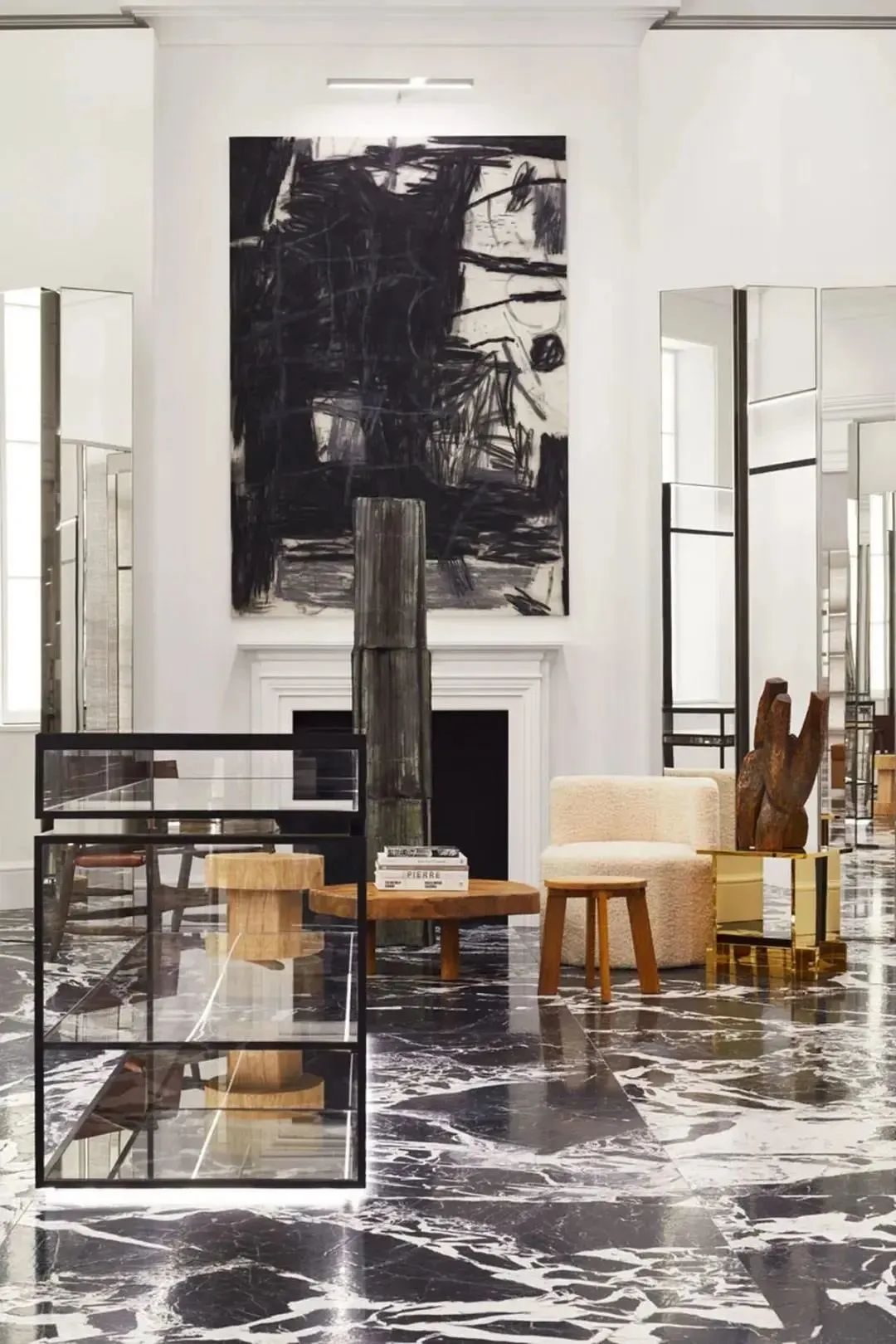 Projet de décoration du sol d'un magasin phare d'une marque de luxe.jpg Projet de décoration du sol d'un magasin phare d'une marque de luxe.jpg