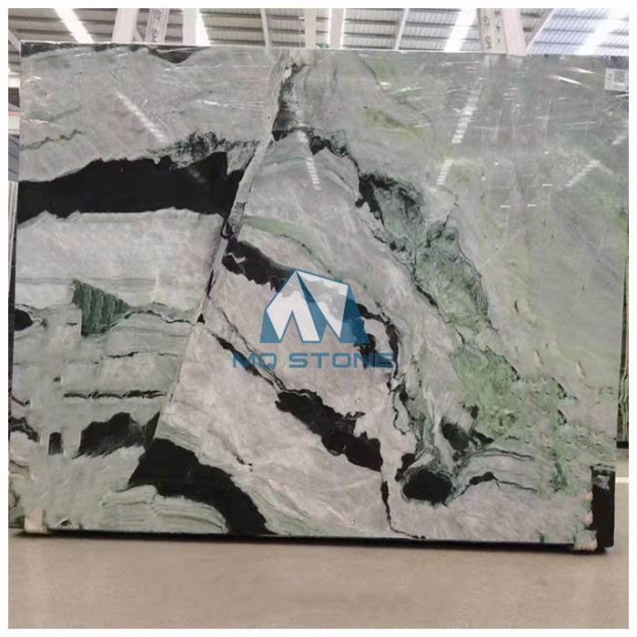 Raggio Verde Marble Slabs